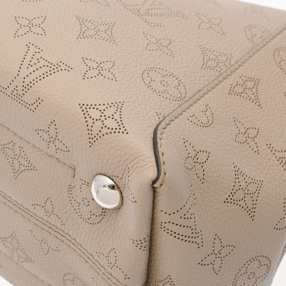 LOUIS VUITTON Monogram Mahina Hina PM Gale M54351 Women's Leather Handbag - Picture 9 of 12